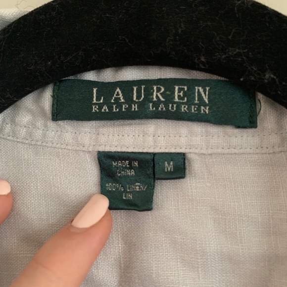 Button down - Picture 4 of 4